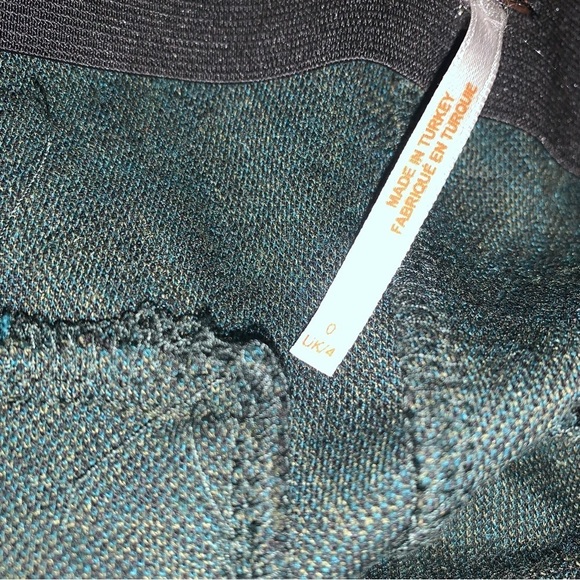 Free People Flare Pants Size 0 US Teal 70’s Inspired Retro  Pattern High Waisted - Picture 8 of 10